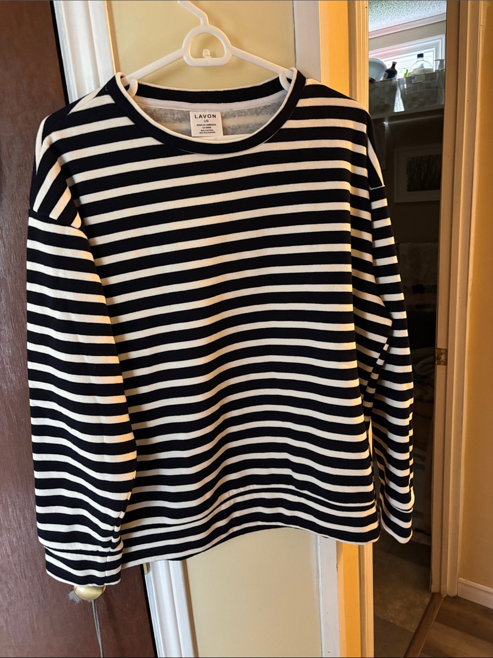 Lavon Black and White Striped Long-Sleeve womens Top